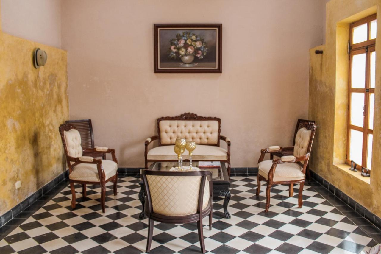 Casa Vicenta Izamal Hotell Exteriör bild